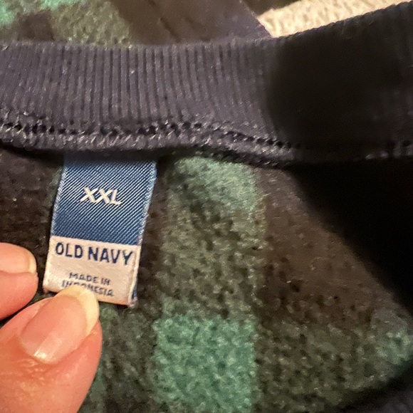 Two pair of fleece lounging sets - Picture 5 of 8